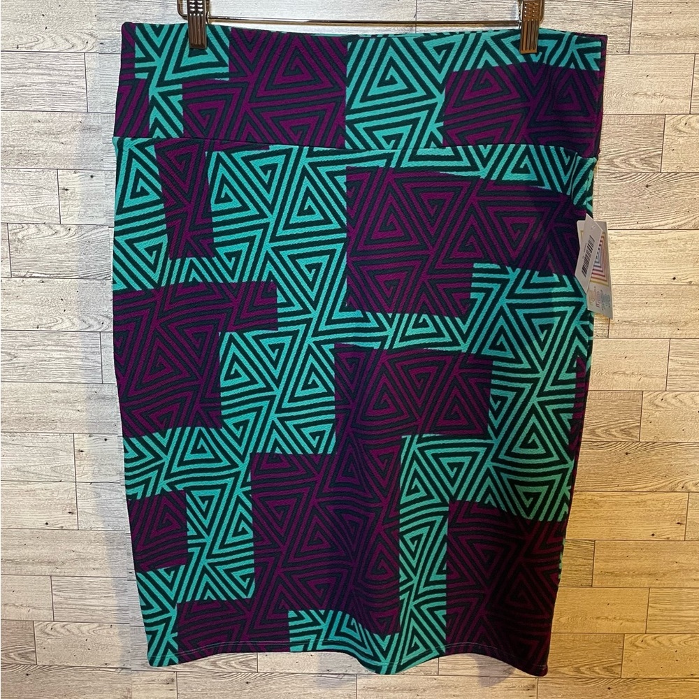 Lularoe skirt